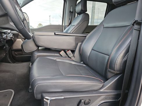 Used 2024 Ford F350 Lariat w/ Sport Appearance Package image 18