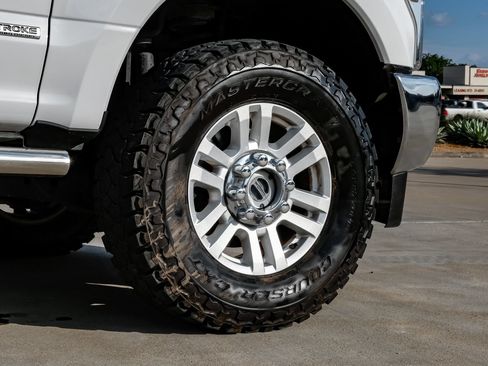 Used 2018 Ford F250 XLT AWD/4WD image 46