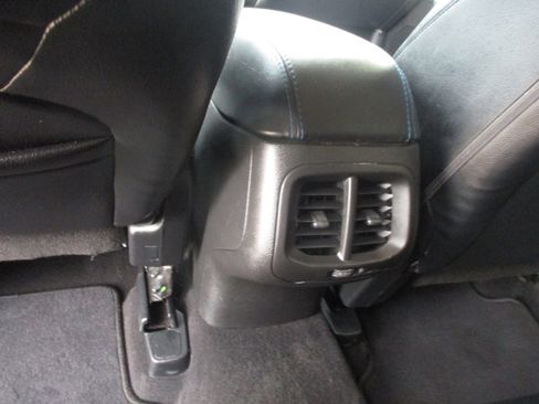 Used 2020 Jeep Cherokee Latitude image 7