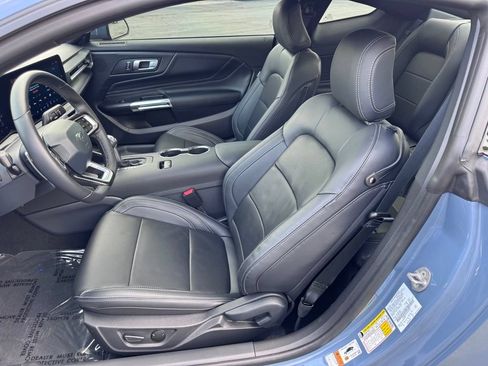Used 2025 Ford Mustang GT Premium RWD image 20