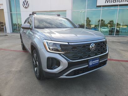New 2026 Volkswagen Atlas Cross Sport SE