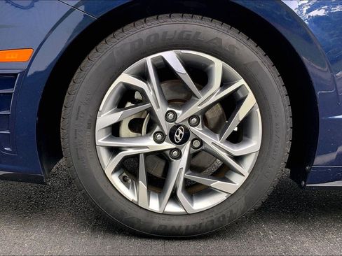 Used 2020 Hyundai Sonata SEL w/ Convenience + Sunroof Package FWD image 8
