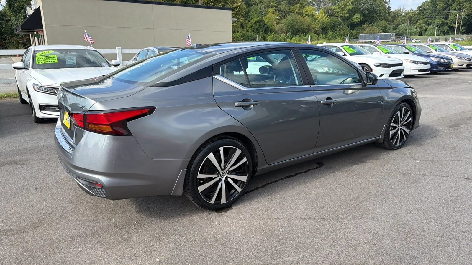 Used 2019 Nissan Altima 2.5 SR w/ SR Premium Package FWD image 5