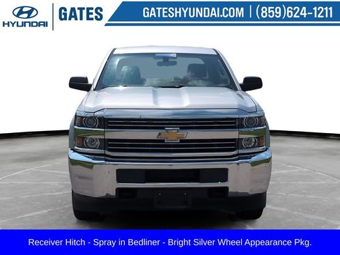 Used 2018 Chevrolet Silverado 2500 W/T AWD/4WD image 4