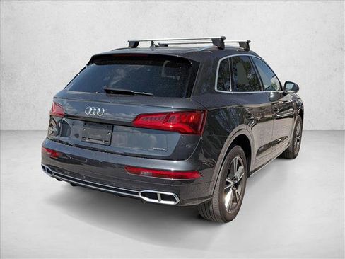 Used 2020 Audi Q5 e Premium w/ Convenience Package AWD/4WD image 4