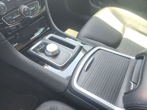 Used 2023 Chrysler 300 Touring w/ Sport Appearance Package RWD image 37
