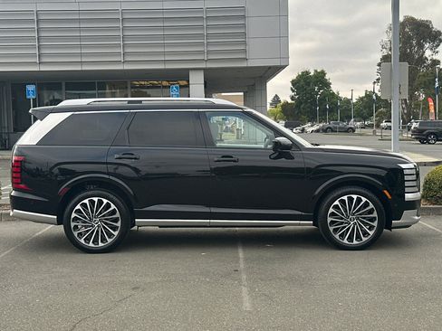 New 2026 Hyundai Palisade Calligraphy AWD/4WD image 3