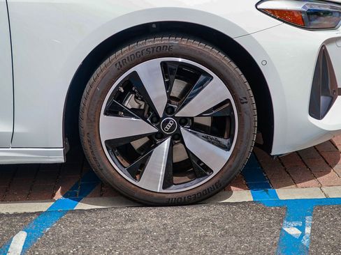 Used 2025 Audi A5 2.0T Premium w/ Convenience Package image 11