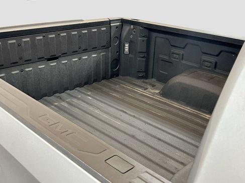Used 2024 GMC Sierra 1500 Elevation w/ Elevation Premium Package AWD/4WD image 25