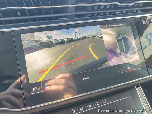 Used 2022 Audi Q8 Premium Plus image 13