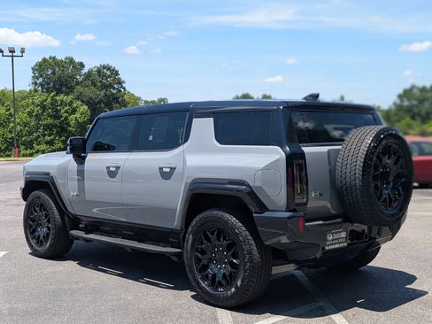 Used 2025 GMC Hummer EV 2X AWD/4WD image 7