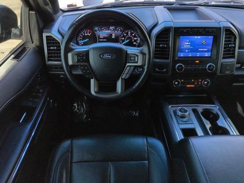 Used 2021 Ford Expedition XLT RWD image 16