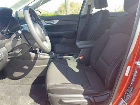 Used 2023 Kia Forte LXS image 17