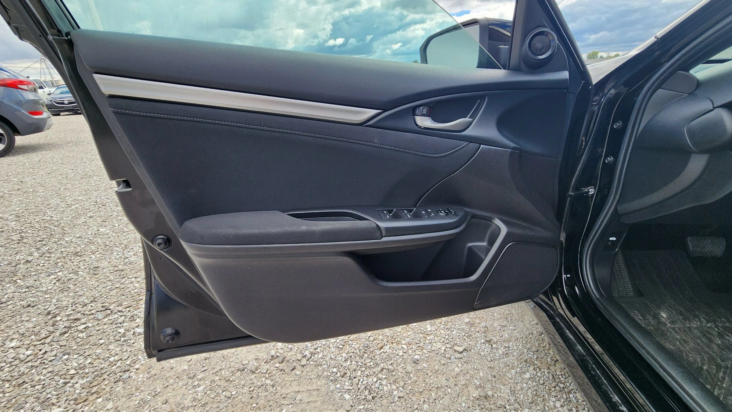 Used 2019 Honda Civic EX image 13