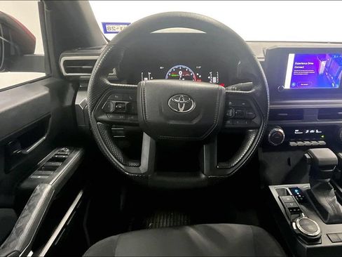 Used 2026 Toyota Tacoma SR5 AWD/4WD image 6