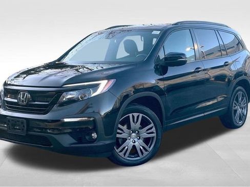 Used 2022 Honda Pilot Sport image 2
