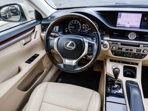 Used 2013 Lexus ES 350 image 14