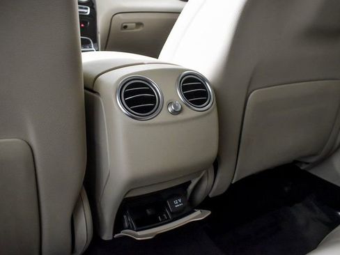 Used 2016 Mercedes-Benz GLC 300 GLC 300 image 32