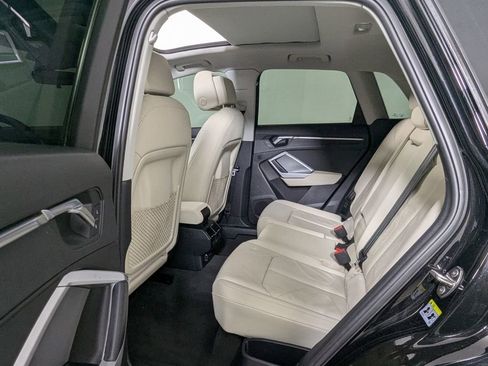 Used 2019 Audi Q3 2.0T Premium image 22