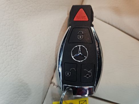 Used 2014 Mercedes-Benz E 350 Sedan image 37