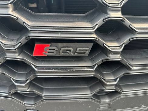 Used 2021 Audi SQ5 Premium Plus w/ Premium Plus Package AWD/4WD image 3