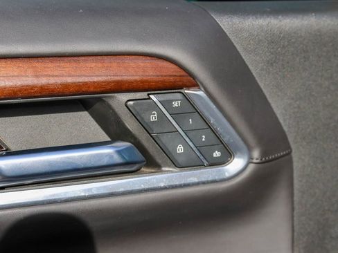 Used 2024 GMC Sierra 2500 Denali Ultimate image 12