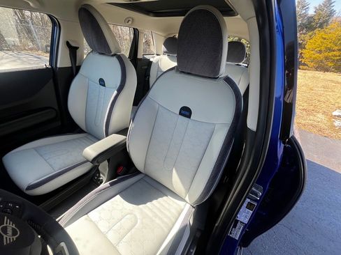 New 2025 MINI Cooper S image 9