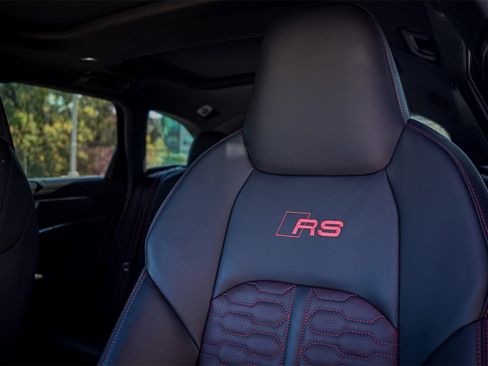Used 2025 Audi RS 6 performance image 12