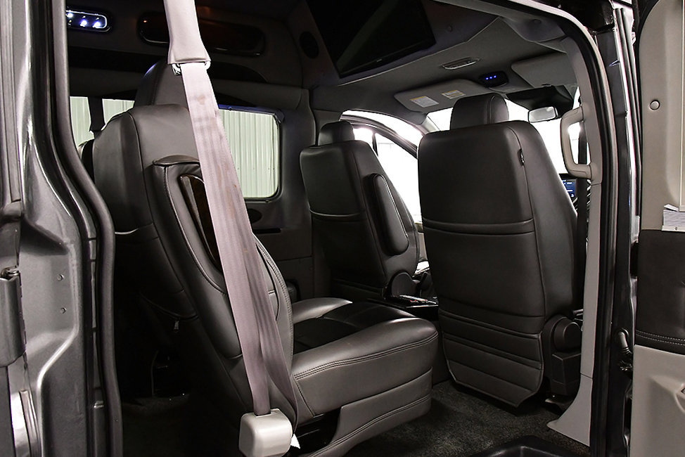 Used 2017 Ford Transit 150 130 Low Roof w/ Exterior Upgrade Package RWD image 28