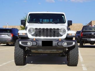 Used 2025 Jeep Gladiator Sport AWD/4WD video 2