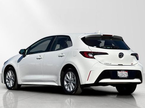 Used 2024 Toyota Corolla SE image 6
