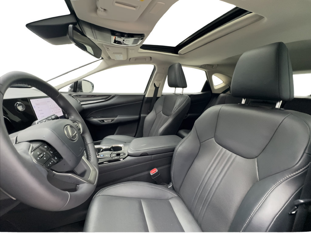 Used 2025 Lexus NX 250 FWD w/ Cold Area Package image 19