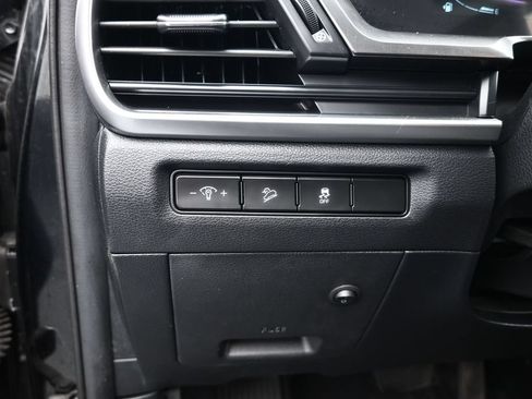 Used 2024 Kia Telluride LX FWD image 20