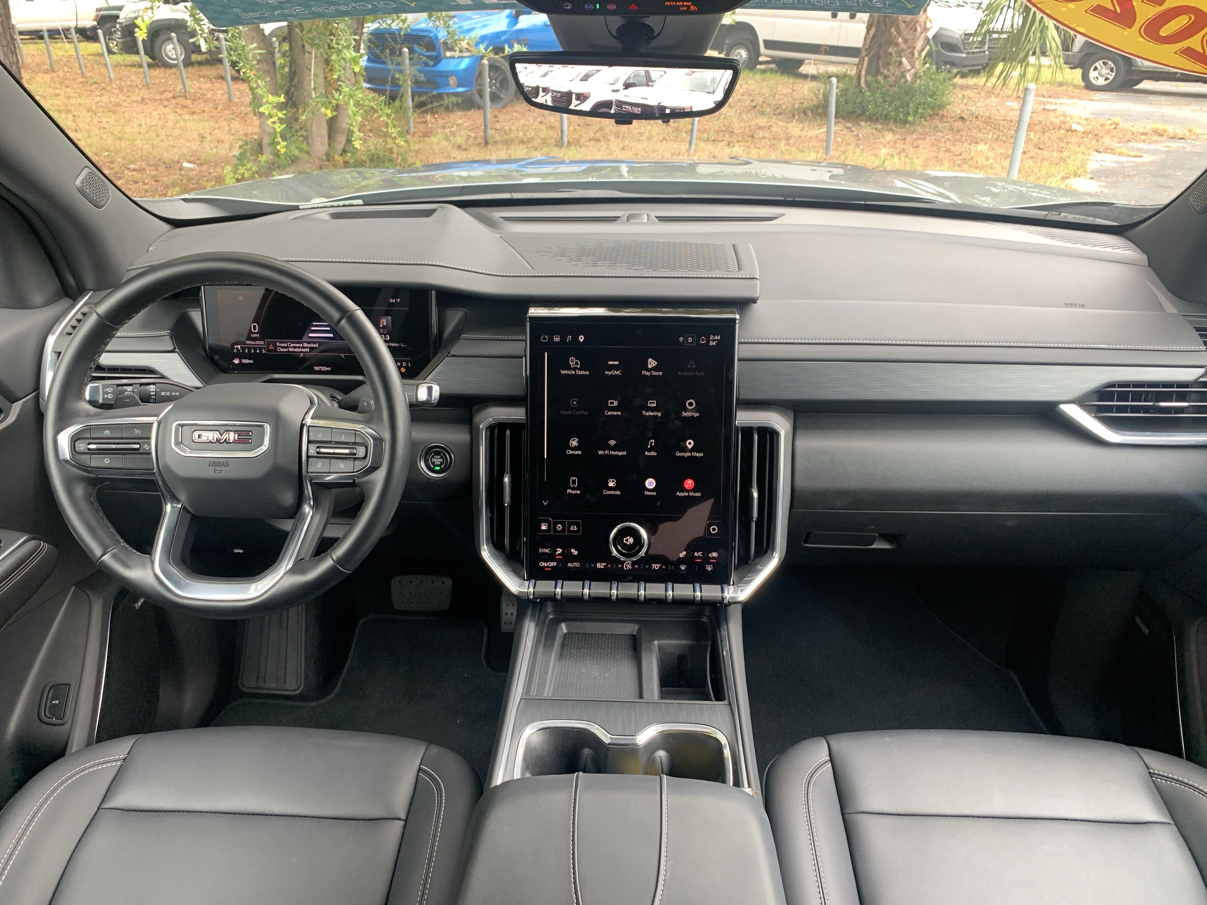 Used 2026 GMC Acadia Elevation w/ Elevation Premium Package FWD image 29