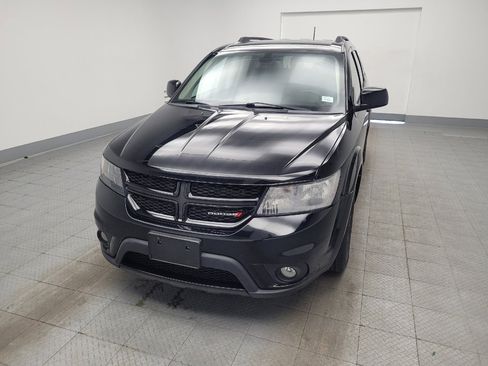Used 2018 Dodge Journey SXT w/ Blacktop Package FWD image 15