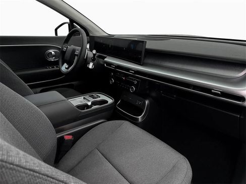 New 2026 Hyundai Ioniq 9 SE AWD/4WD image 15