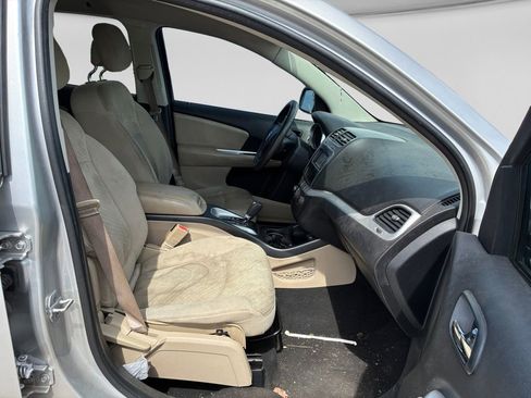 Used 2013 Dodge Journey SXT w/ Flexible Seating Group FWD image 27