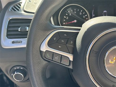 Used 2019 Jeep Compass Sport image 24