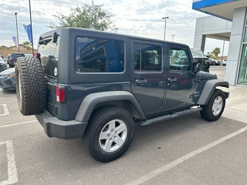 Used 2017 Jeep Wrangler Unlimited Sport w/ Quick Order Package 24S AWD/4WD image 4