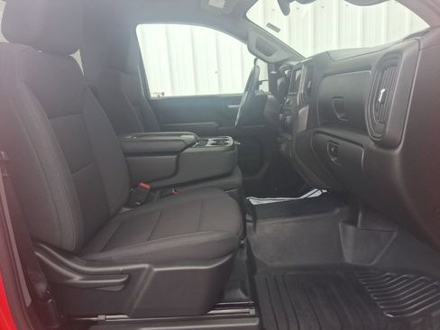 Used 2025 Chevrolet Silverado 2500 W/T AWD/4WD image 15