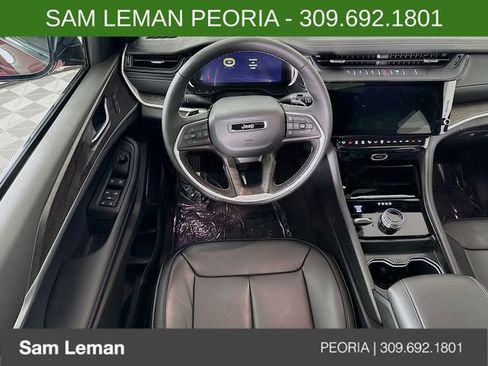 New 2026 Jeep Grand Cherokee L Limited w/ Limited Altitude Package AWD/4WD image 22