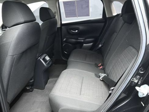 Used 2025 Honda HR-V LX image 8