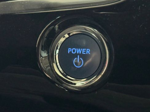 Used 2017 Toyota Prius Prime Advanced FWD image 25