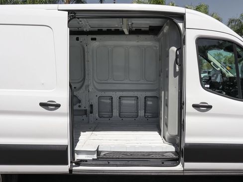 Used 2024 Ford Transit 250 148 Medium Roof RWD image 11