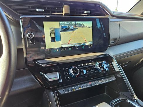 Used 2023 GMC Sierra 1500 AT4 w/ AT4 Premium Package image 30