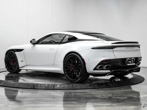 Used 2023 Aston Martin DBS Coupe RWD image 11