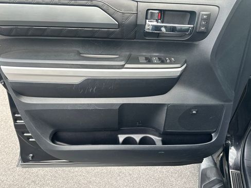 Used 2014 Toyota Tundra Platinum image 13