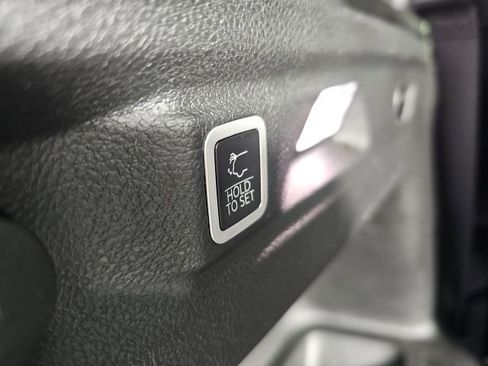 Certified 2024 Jeep Grand Cherokee L Limited w/ Luxury Tech Group II image 31