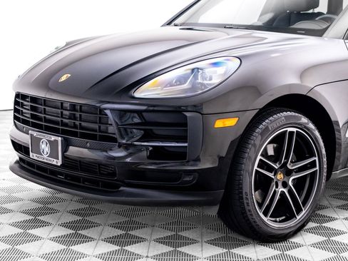 Used 2020 Porsche Macan AWD/4WD image 37