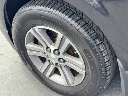 Used 2015 Chevrolet Traverse LT w/ Traveler's Package AWD/4WD image 21
